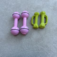 2 x sets of weights 1kg and 2.5lb