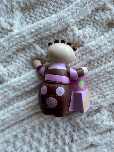 In the Night Garden Tombliboo Ooo 2006 Hasbro about 2.75" Used Please look at the pictures