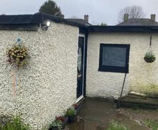 Unit to rent Garage//Office/Storage