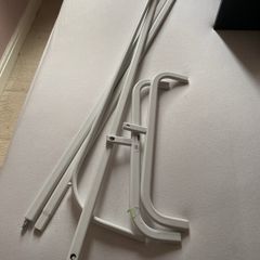 clothes rail