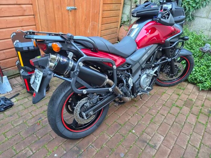Suzuki v strom 650, Mash 125