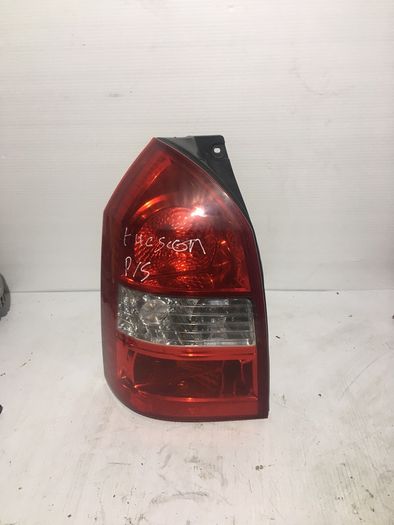 Hyundai Tucson passenger rear light
