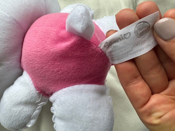 Sanrio Hello Kitty Plush Used Please look at the pictures