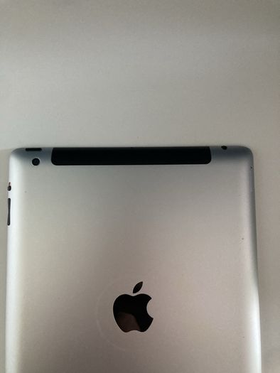 iPad 4th gen 32GB Black Wi-Fi + Cellular