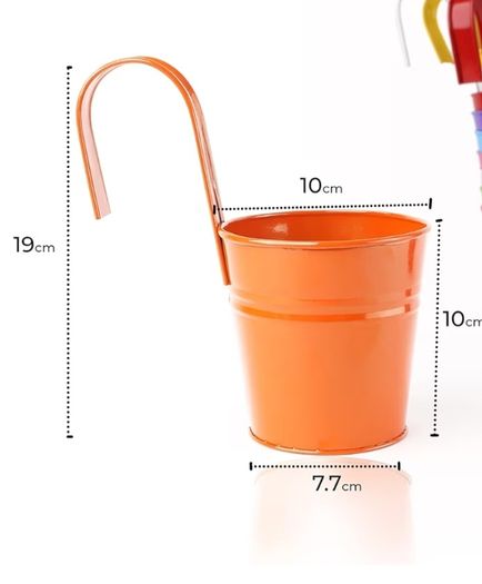 Hanging pots