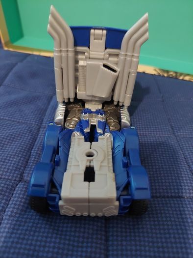 Transformer optimus prime