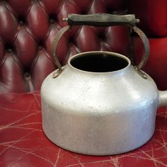 Vintage Castle Brand Nenagh Aluminium Kettle (10 Pint)