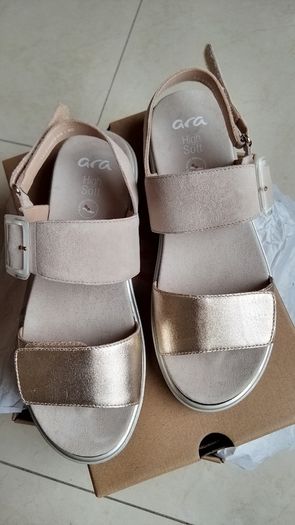 Ara Bilbao Sandal