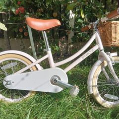 Girl bike 16 inch wheels