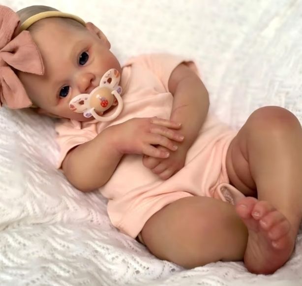 Reborn Baby Girl Doll 19 Inch, Soft Silicone & Vinyl Handmade Doll with Accents, Realistic Newborn Toy for Kids