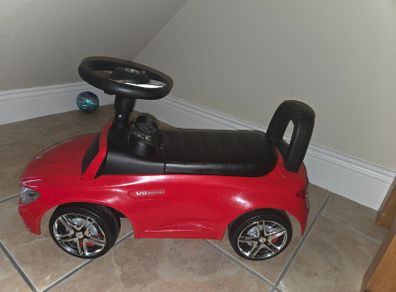 Mercedes ride on car