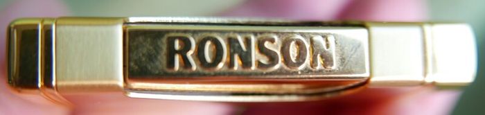 Vintage Ronson Gold Tone Lighter Made In England Tested In Original Box