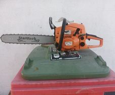 chainsaw