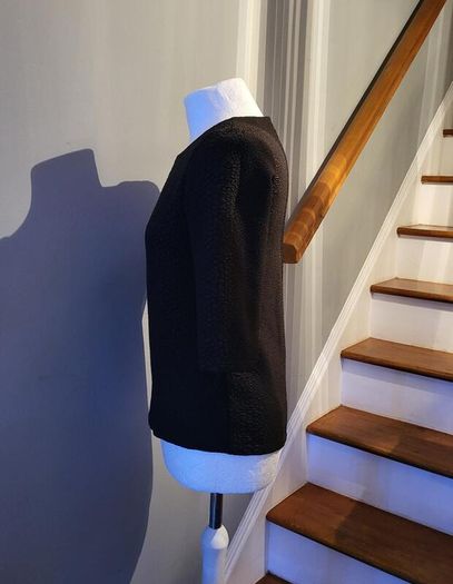 Atmosphere black top, Size 8