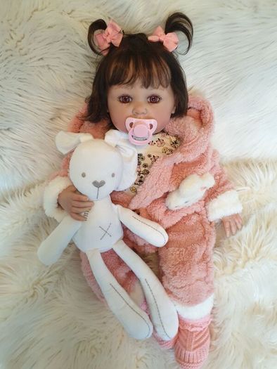 Reborns By Laura.  Huge 24inch, 6lb Reborn Doll.  Jointed Body, Free Moving Limbs.  Welcome To View