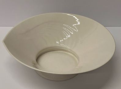 Beleek Living Pottery Serving Bowl in Art Deco Style PRICE DROP . PRICE DROP
