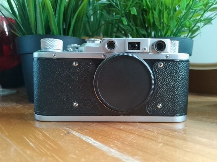 Refurbished Zorki-1 VIDEO 35mm Film Camera: M39 Leica Mount, New Curtains, 544257