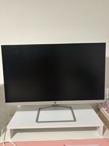 HP Monitor 27" with built-in speakers
