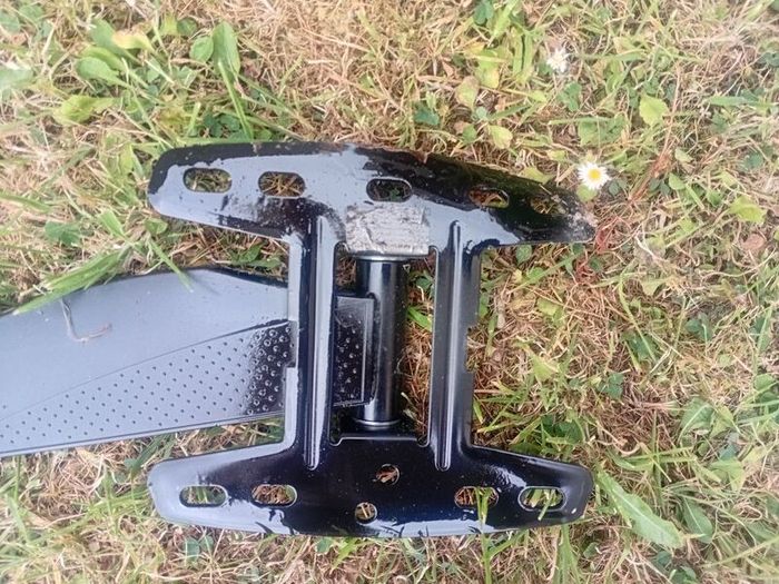 Tv Wall Bracket. Large Heavy (Please Read)