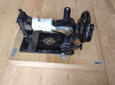 Old antique singer sewing machine