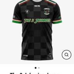 The 2 Johnnies Black Jersey - Size L pro fit, Brand new