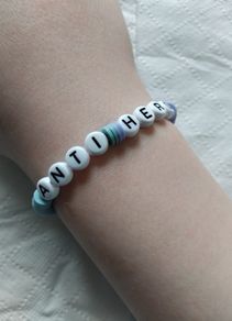 'Anti Hero' Taylor Swift Friendship Bracelet