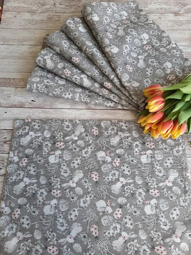 EasterTable runners / Placemats. Green or grey.