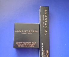 Anastasia Beverly Hills Brow Wiz  And Brow Powder Duo