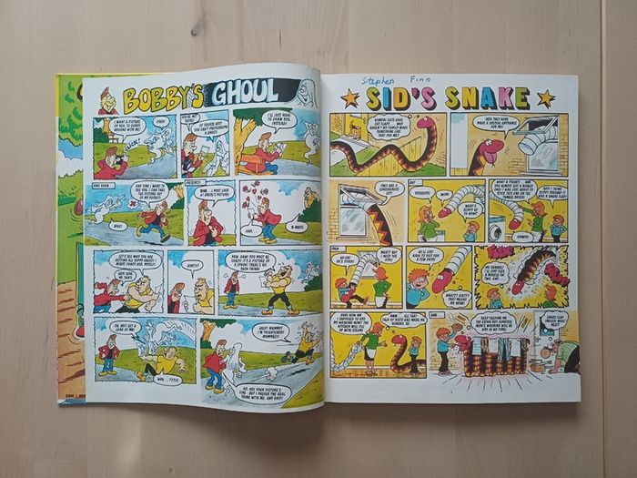 Whizzer and Chips Annuals Collection x 3 (Hardback Comic Books 1988, 1991, 1992)