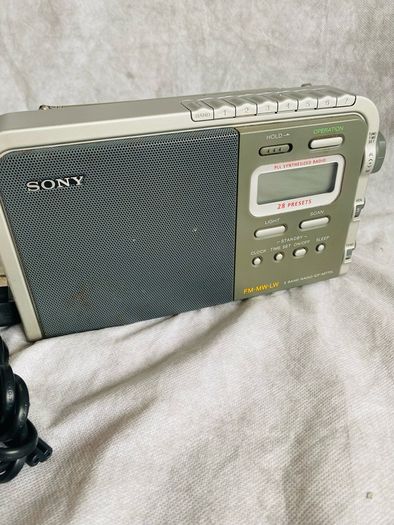 Sony 3 band radio ICF-M770L