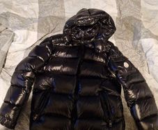 Moncler maya