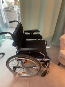 Active Pro X3 21" Wheelchar