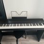 Electronic Piano Image 8