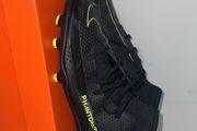 Nike Phantom Football Boots/Shoes
