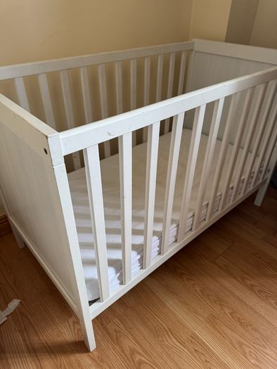 cot baby toddler  bed