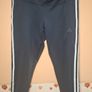 womens Adidas high waisted 3 quarter length leggings shorts Size Large 16-18 navy Image 2
