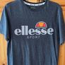 ELLESSE  T-shirt. Size small / medium. Great Quality & In Excellent Condition. Weighty 100% cotton. Image 8
