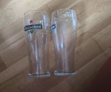 2 Heineken Beer 010 Pint Glasses