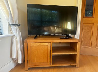 Oak TV unit