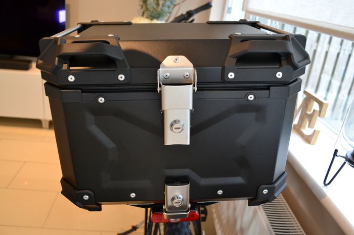 Carrera Hellcat 29 BRAND NEW LG BATT 48V 48Ah Delivery Designed Electric Bike