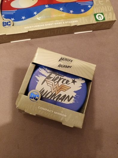 Wonder Woman beauty bundle from Boots