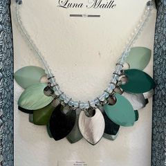 Handcrafted Luna Maille moonstone neckpiece