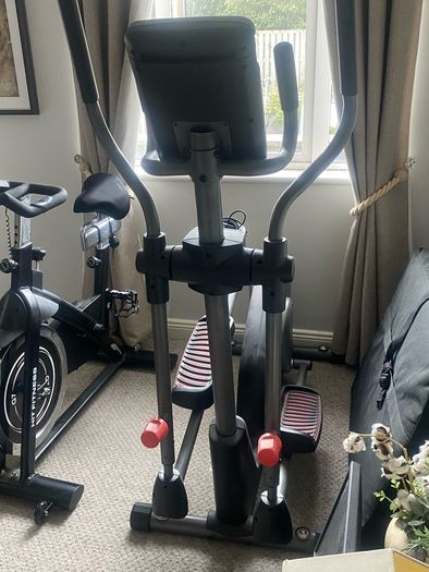 ProForm Cross Trainer Elliptical Trainer Excellent Condition