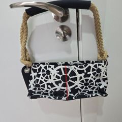Tommy Hilfiger handbag with zip