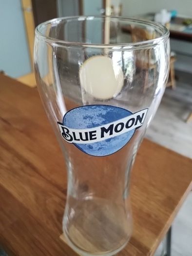 Beer pints glass