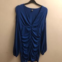 Blue dress (medium)