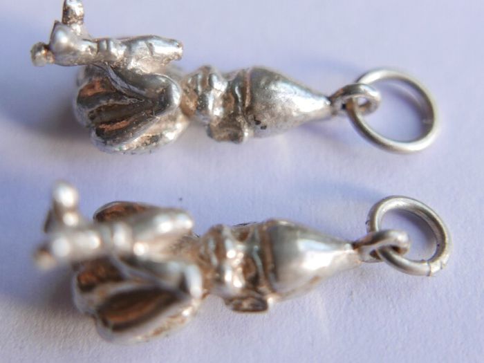 Vintage Sterling Silver 925 Good Luck Leprechaun/Irish Elf Charm Thumb Up Charm , Pendant ( 25 each)