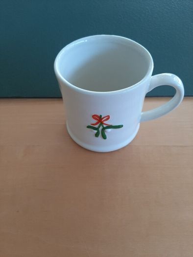 2026 Gisela Graham Christmas cups