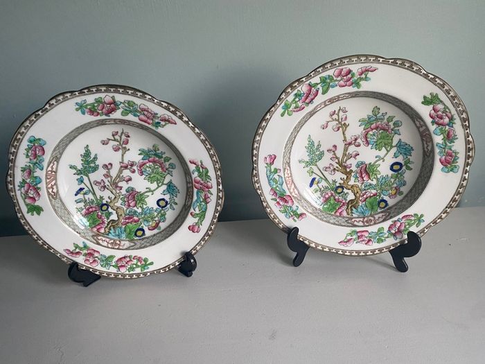 Reduced Antique Coalport China Indian Tree 9.5  inch plate or dish with Scalloped Rim