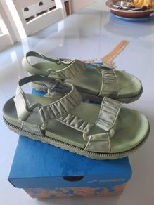 lemon juice sandals